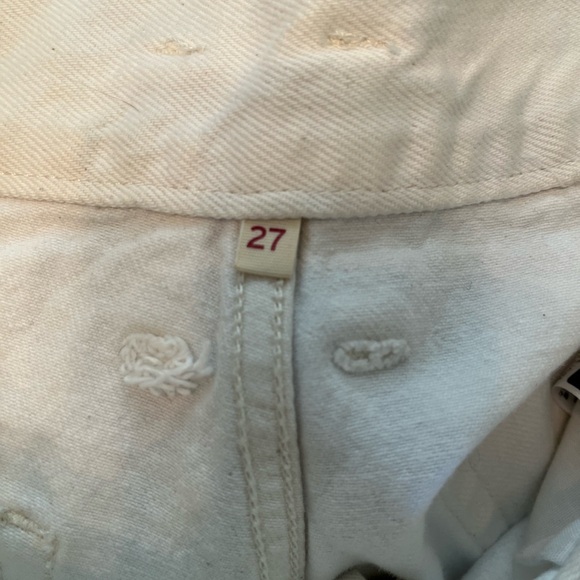 Levi’s white Jean shorts size 27 - Picture 4 of 5